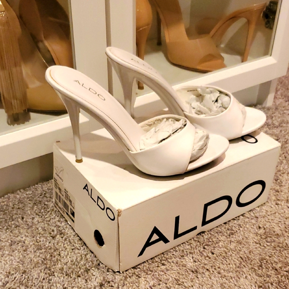 Aldo Elegant Cream Heels for Women